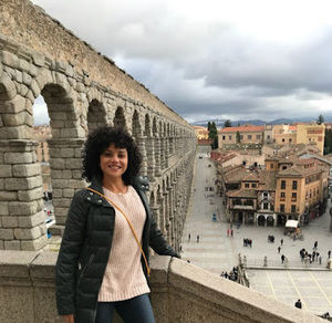 Meet your Posher, Yaralis